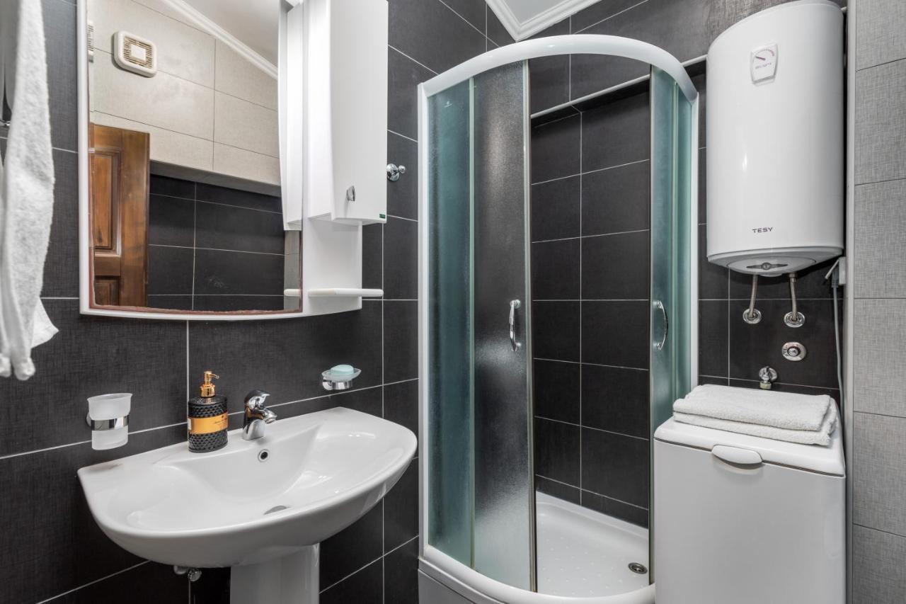 Apartments Pajovic Котор Экстерьер фото