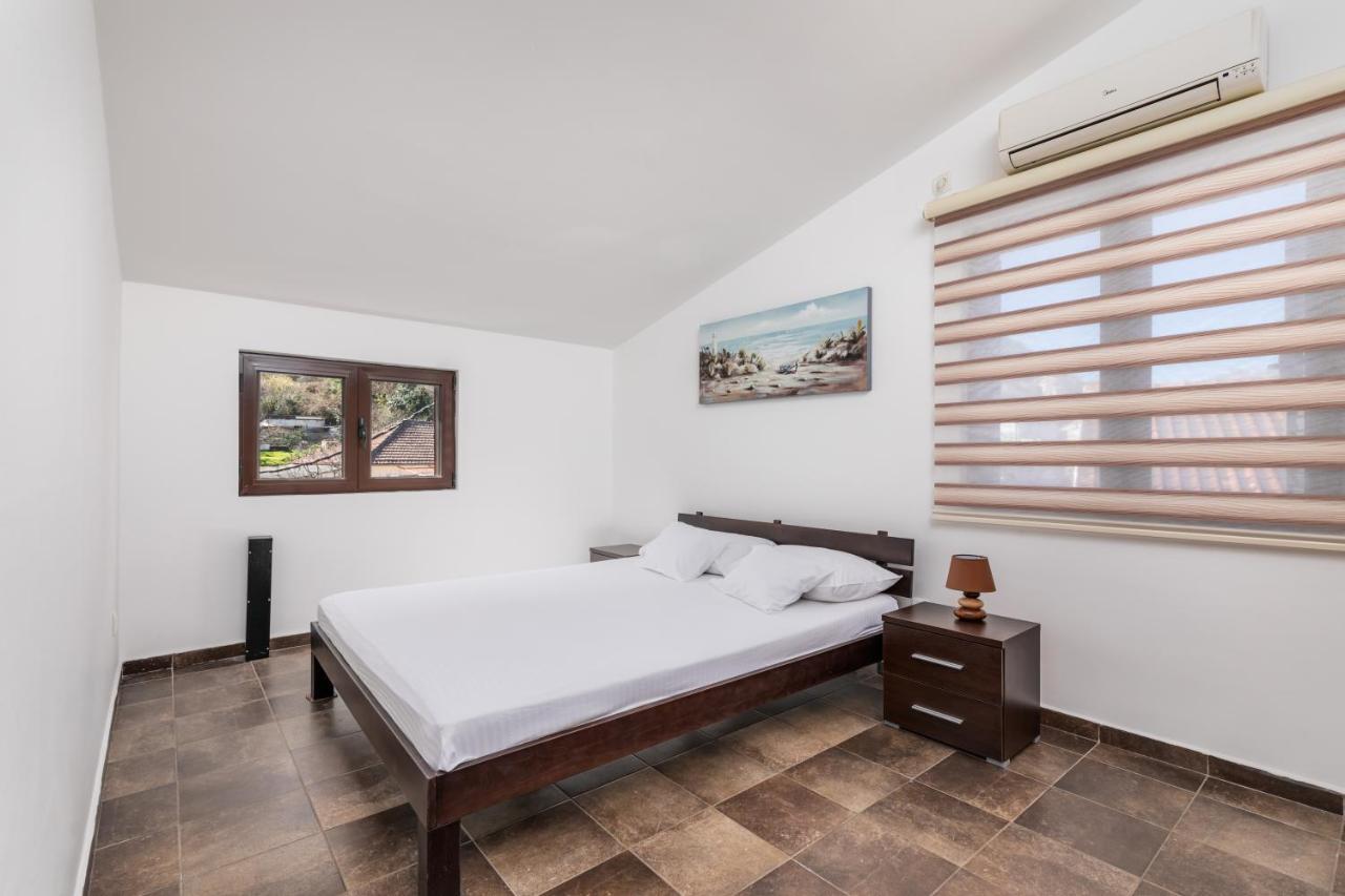 Apartments Pajovic Котор Экстерьер фото